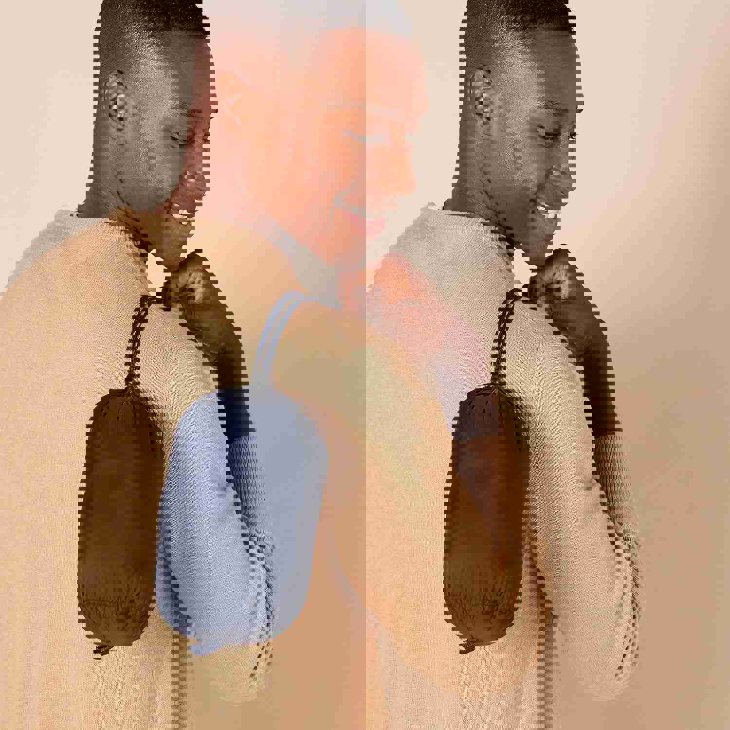 860751