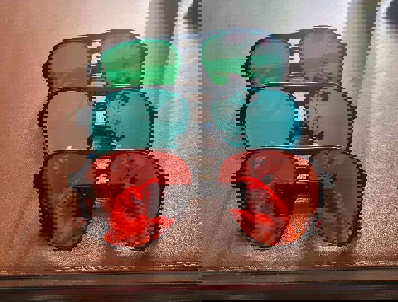858835
