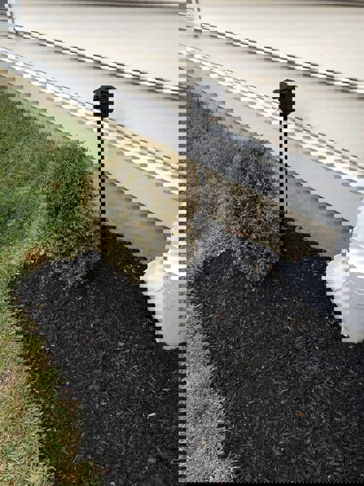876179