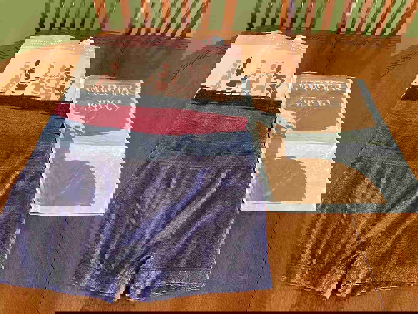 896547