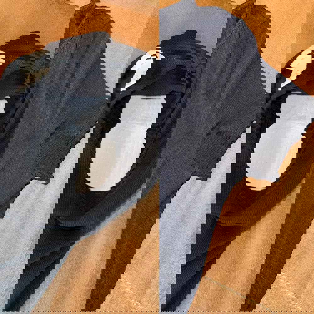 888960