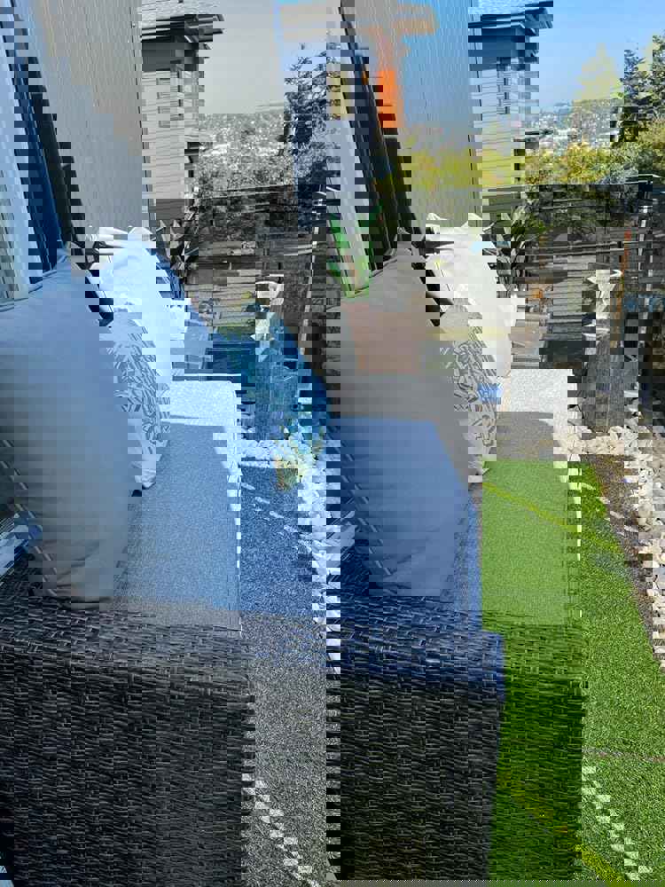 899000