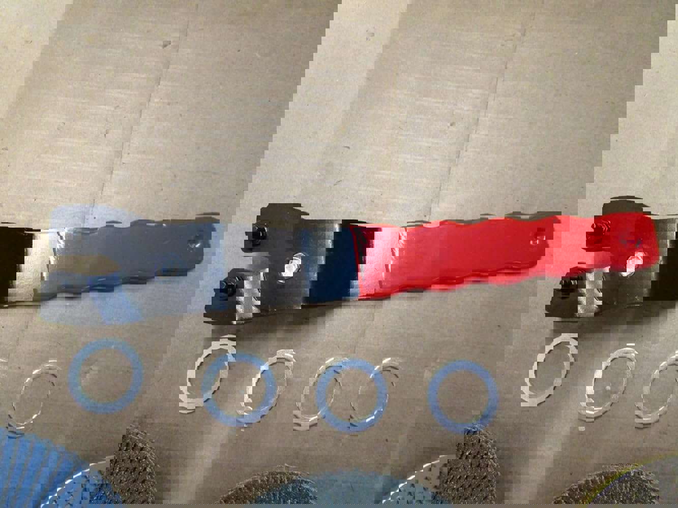 886667