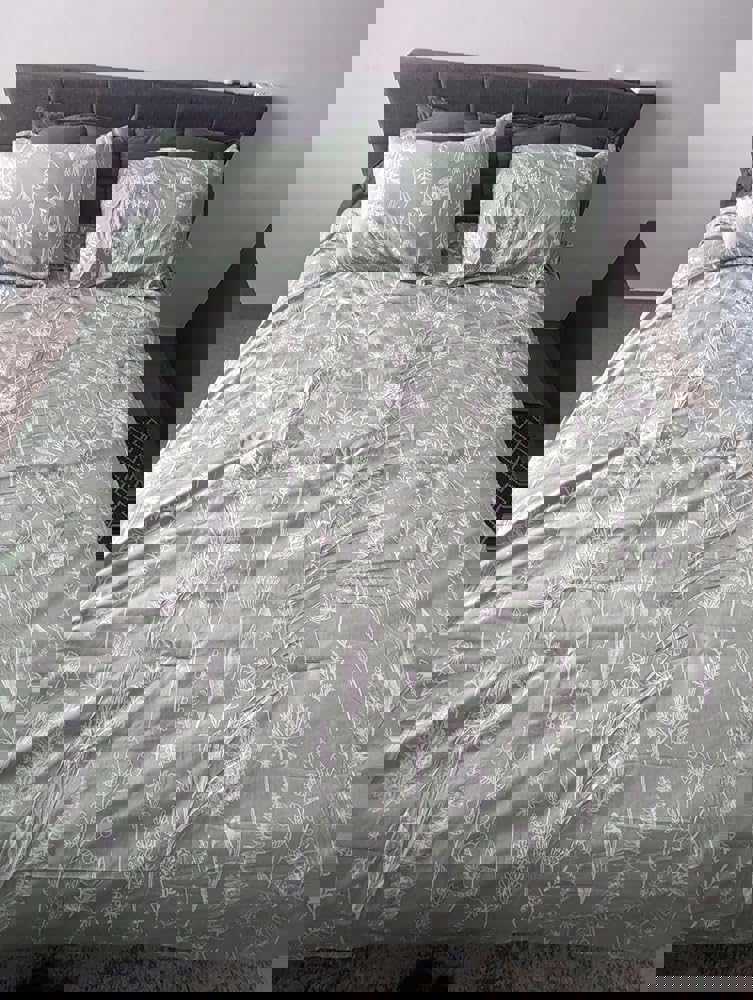 896113