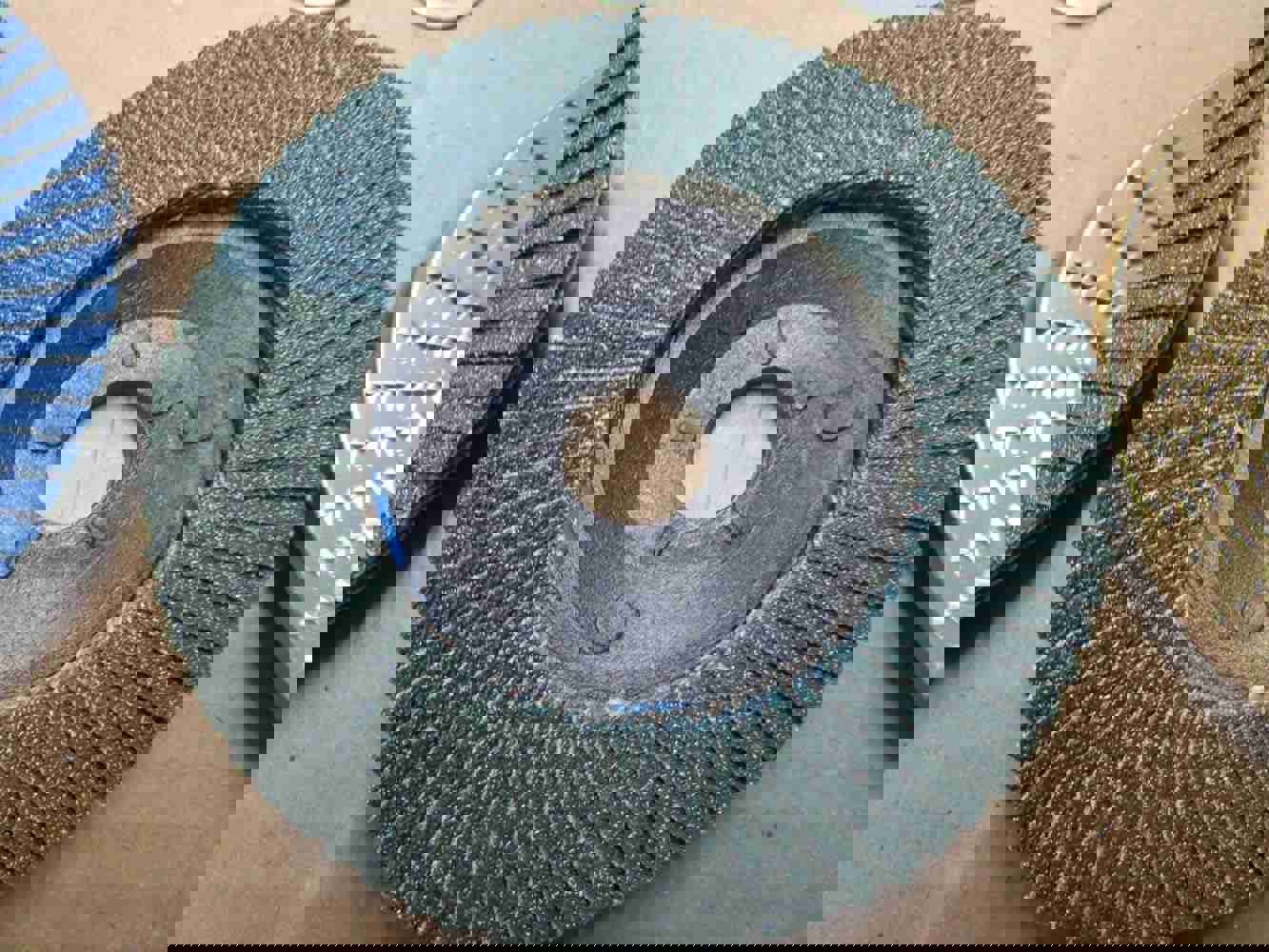 886661