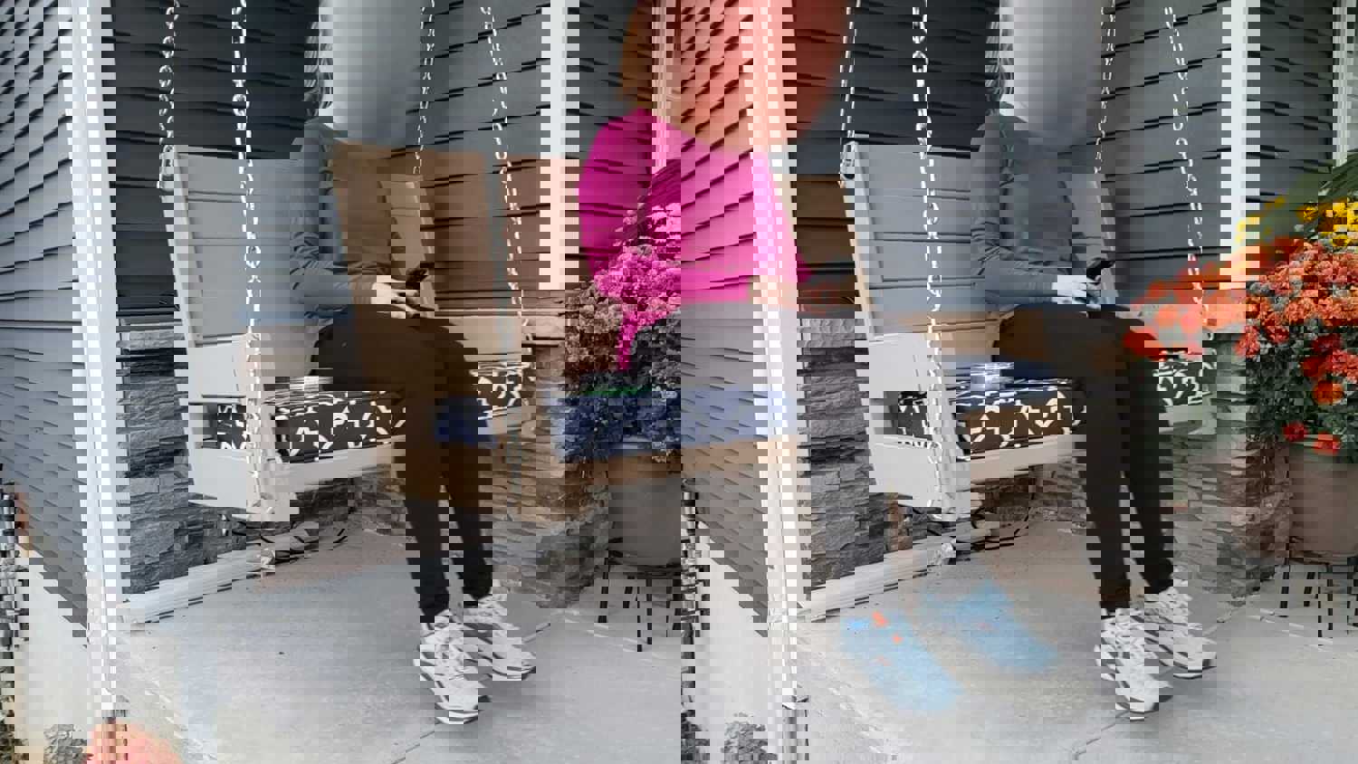 899002