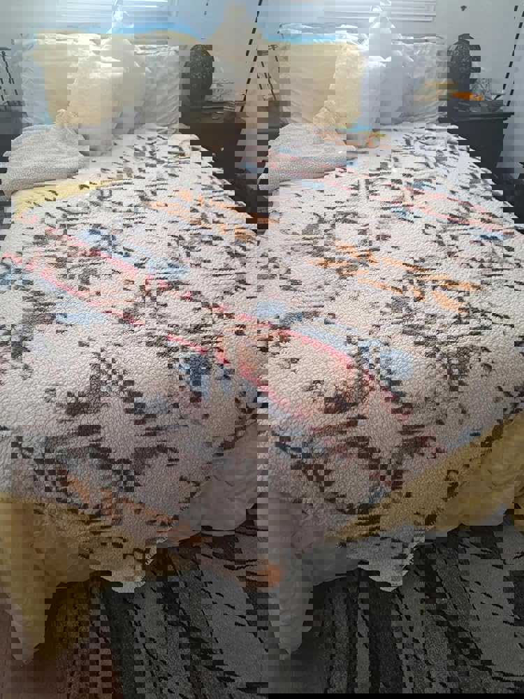 896601