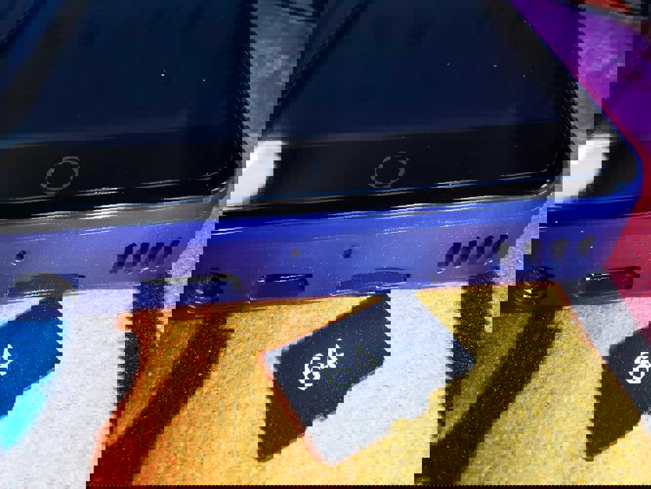 886766