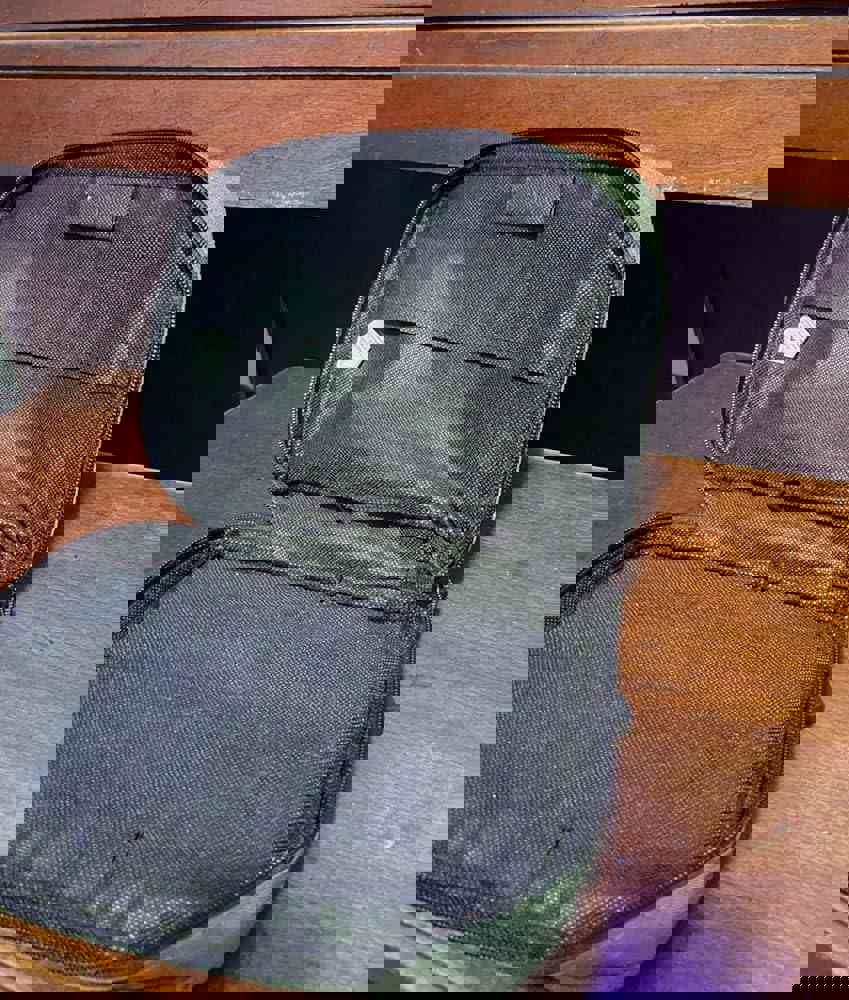 896495