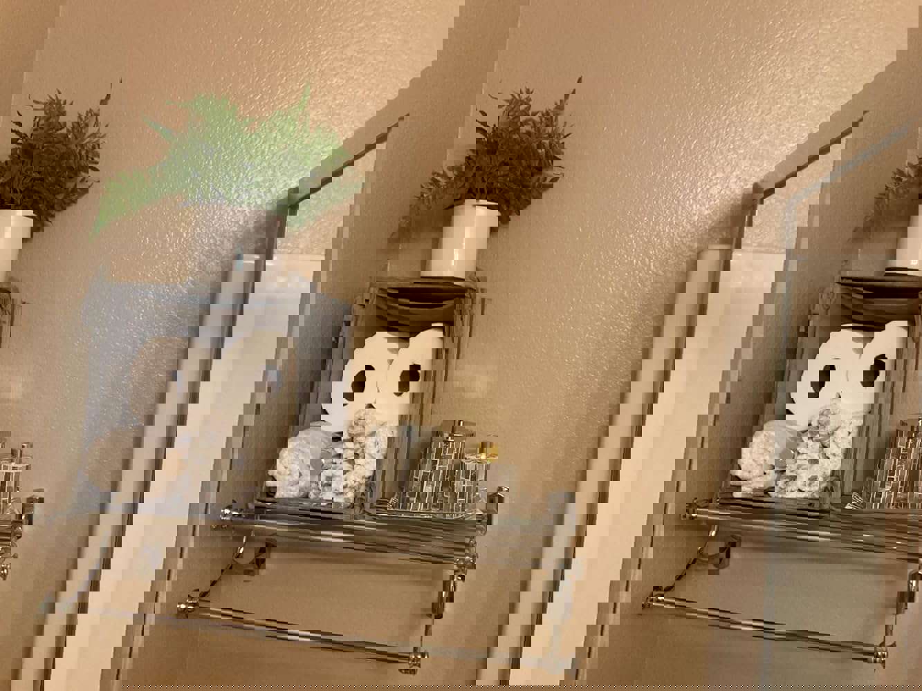 896118