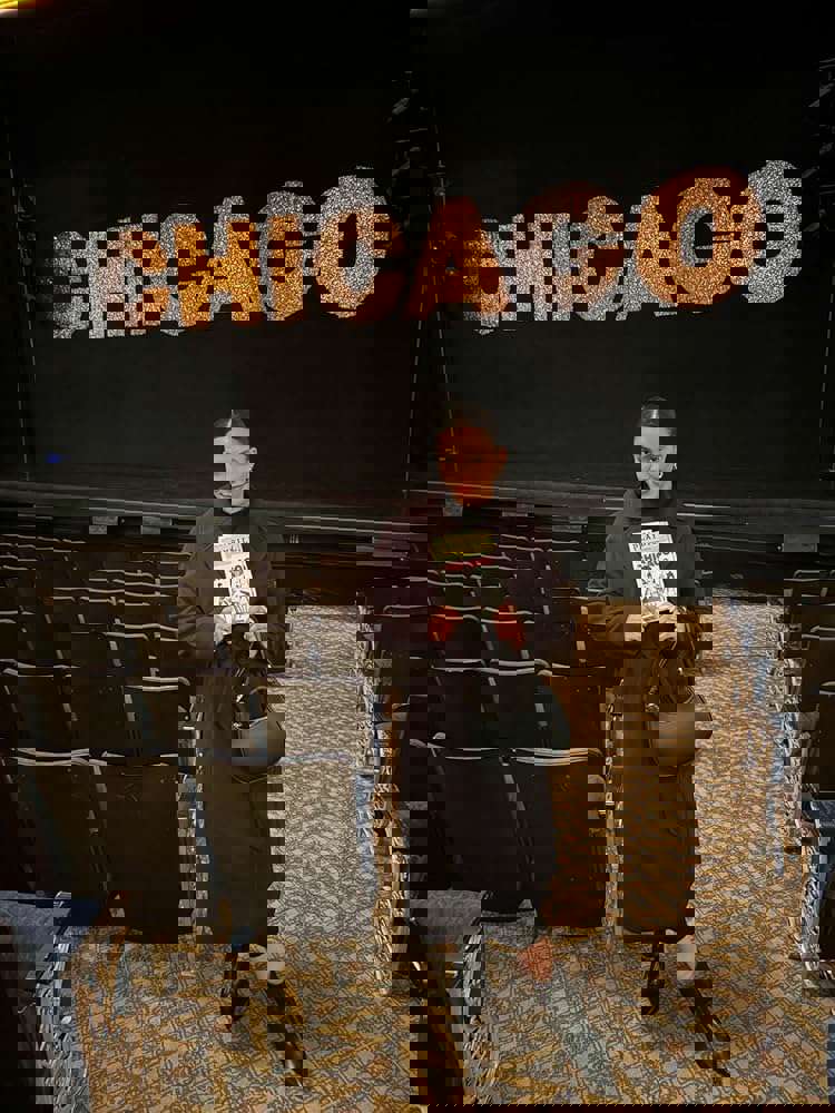 896159