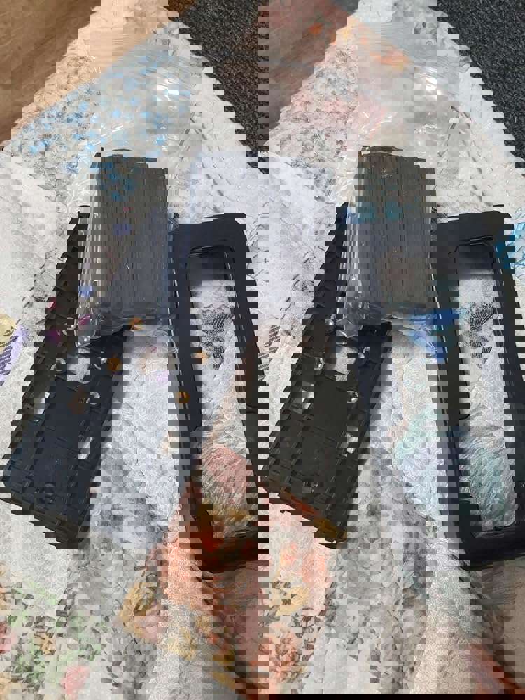 888838