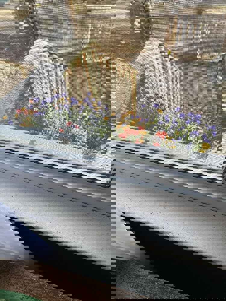888909