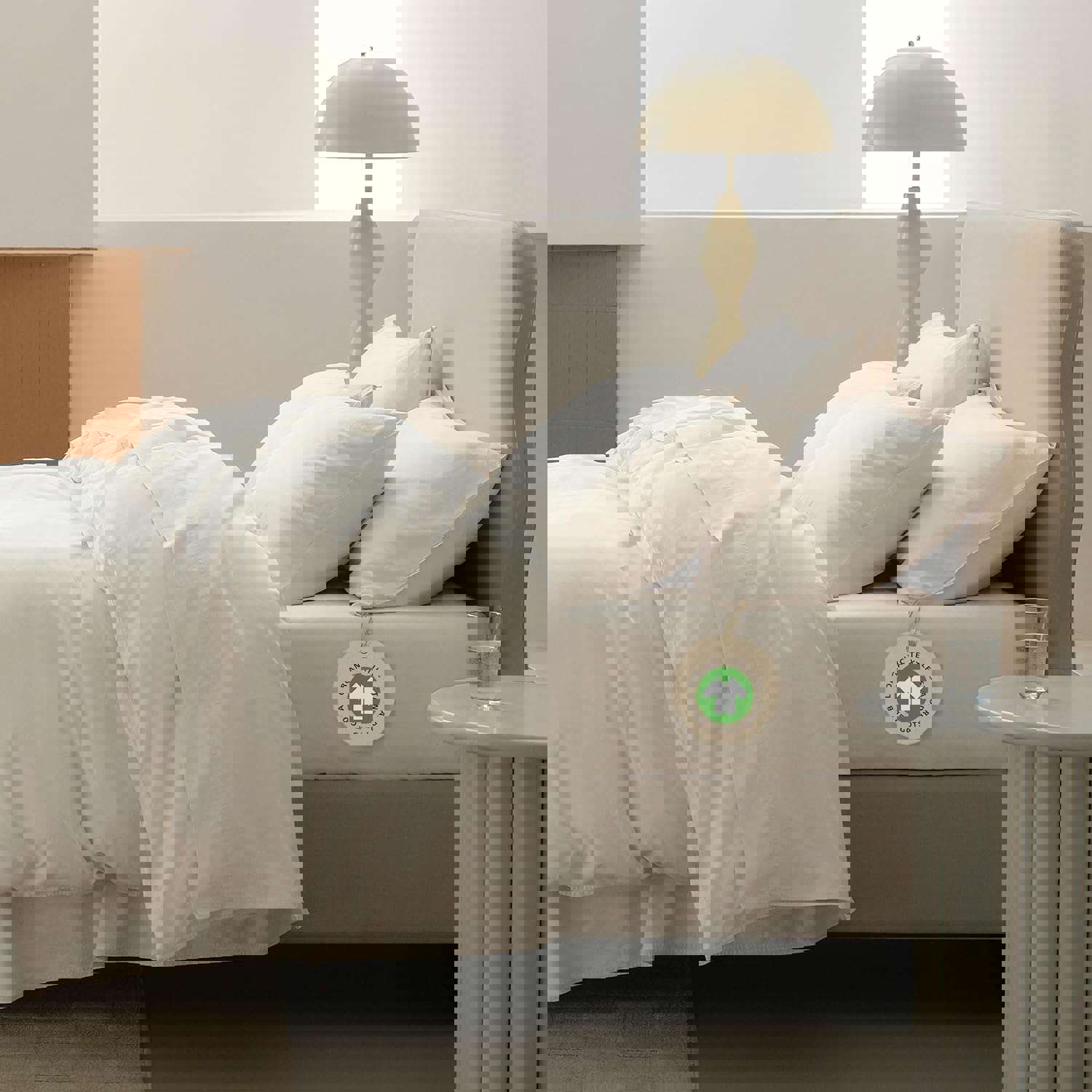 896504