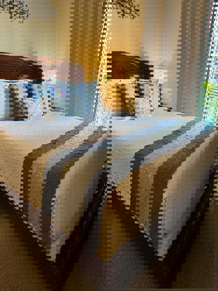 888898