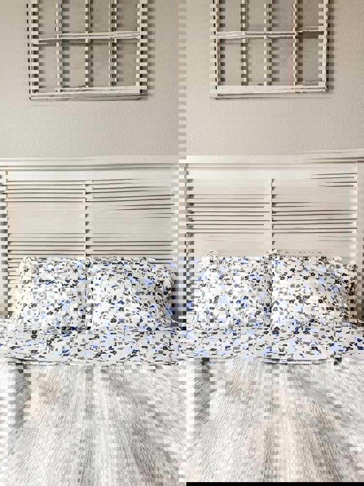 912234