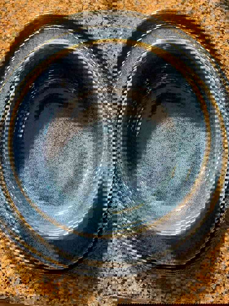 903836