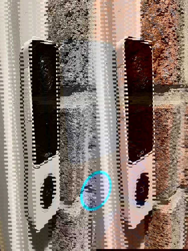 906137