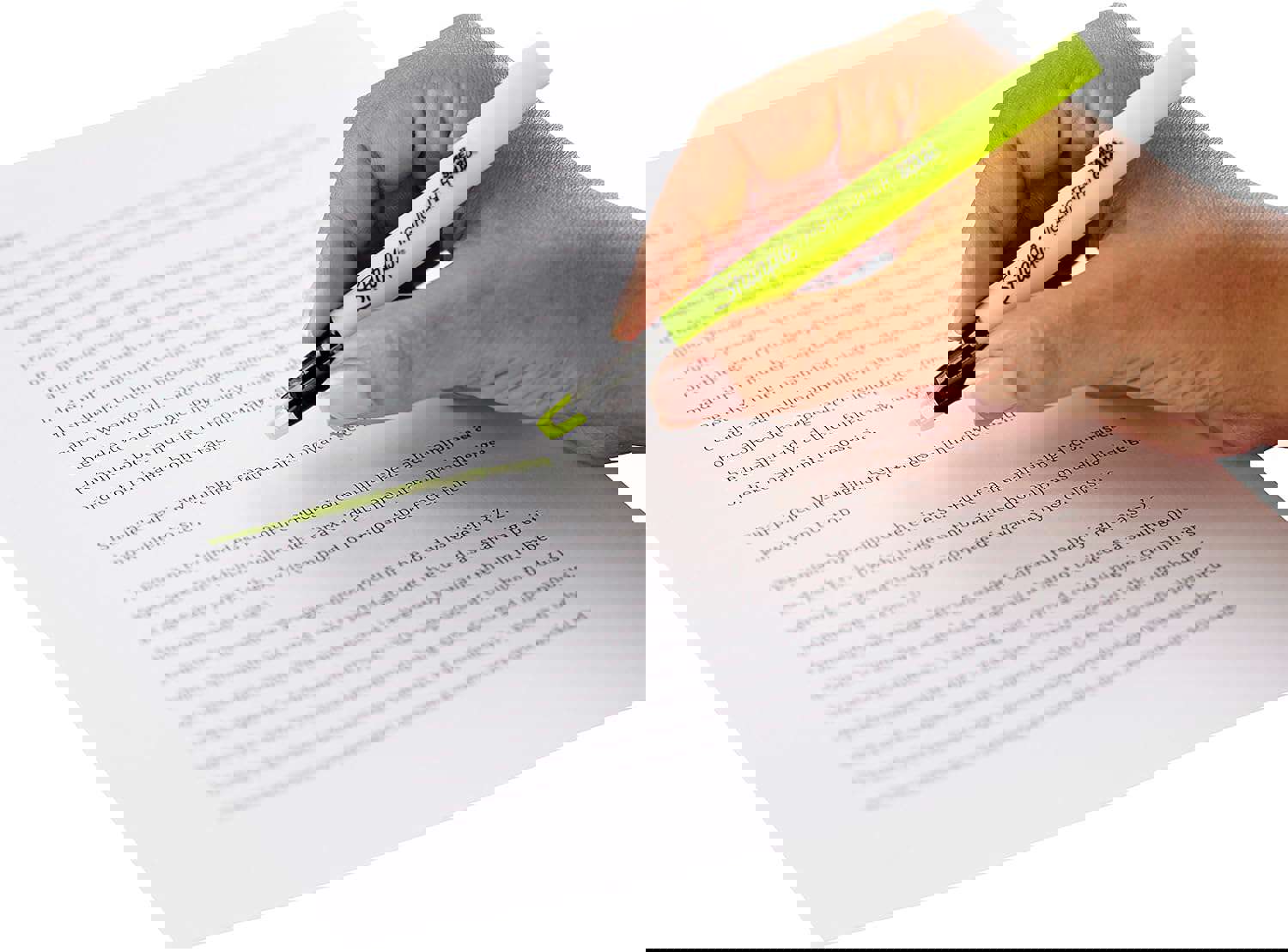 915478