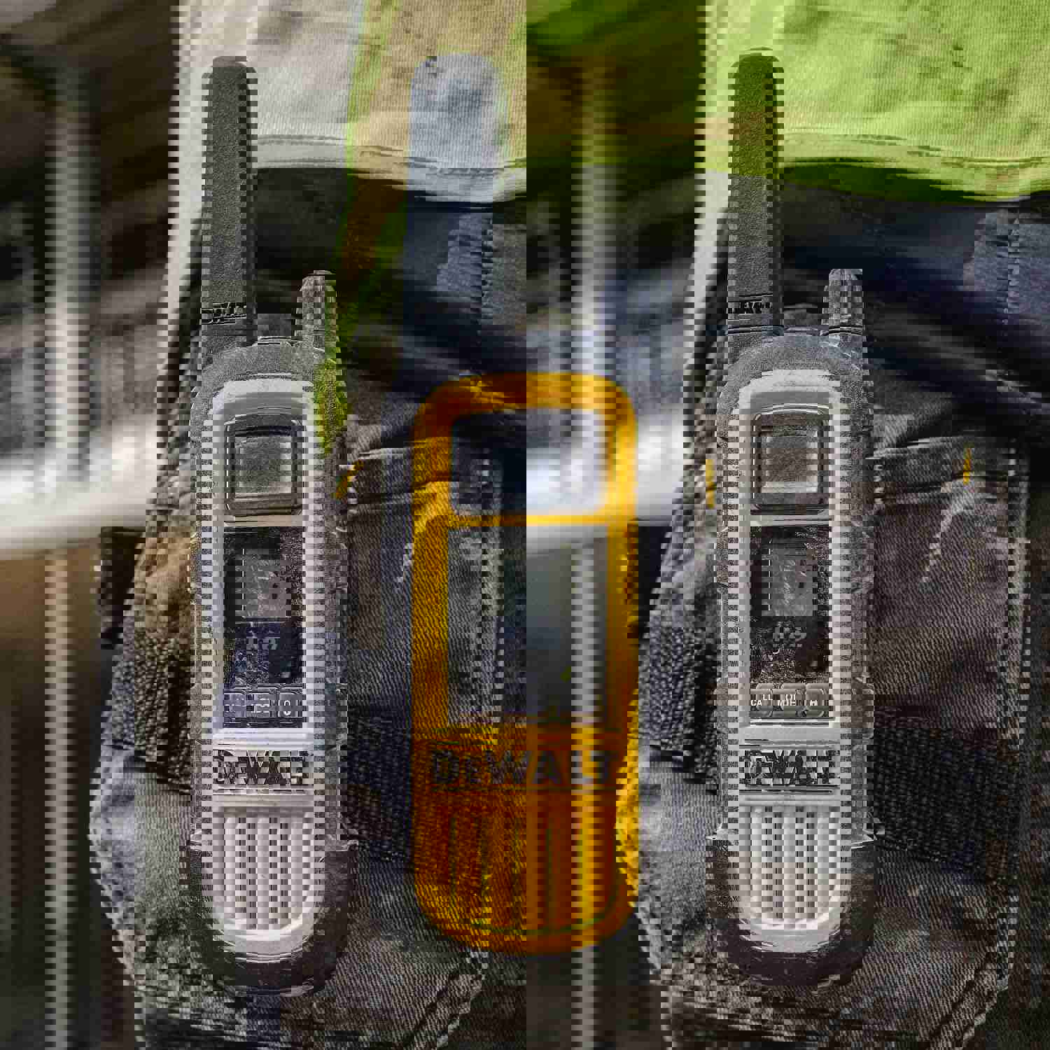 915396