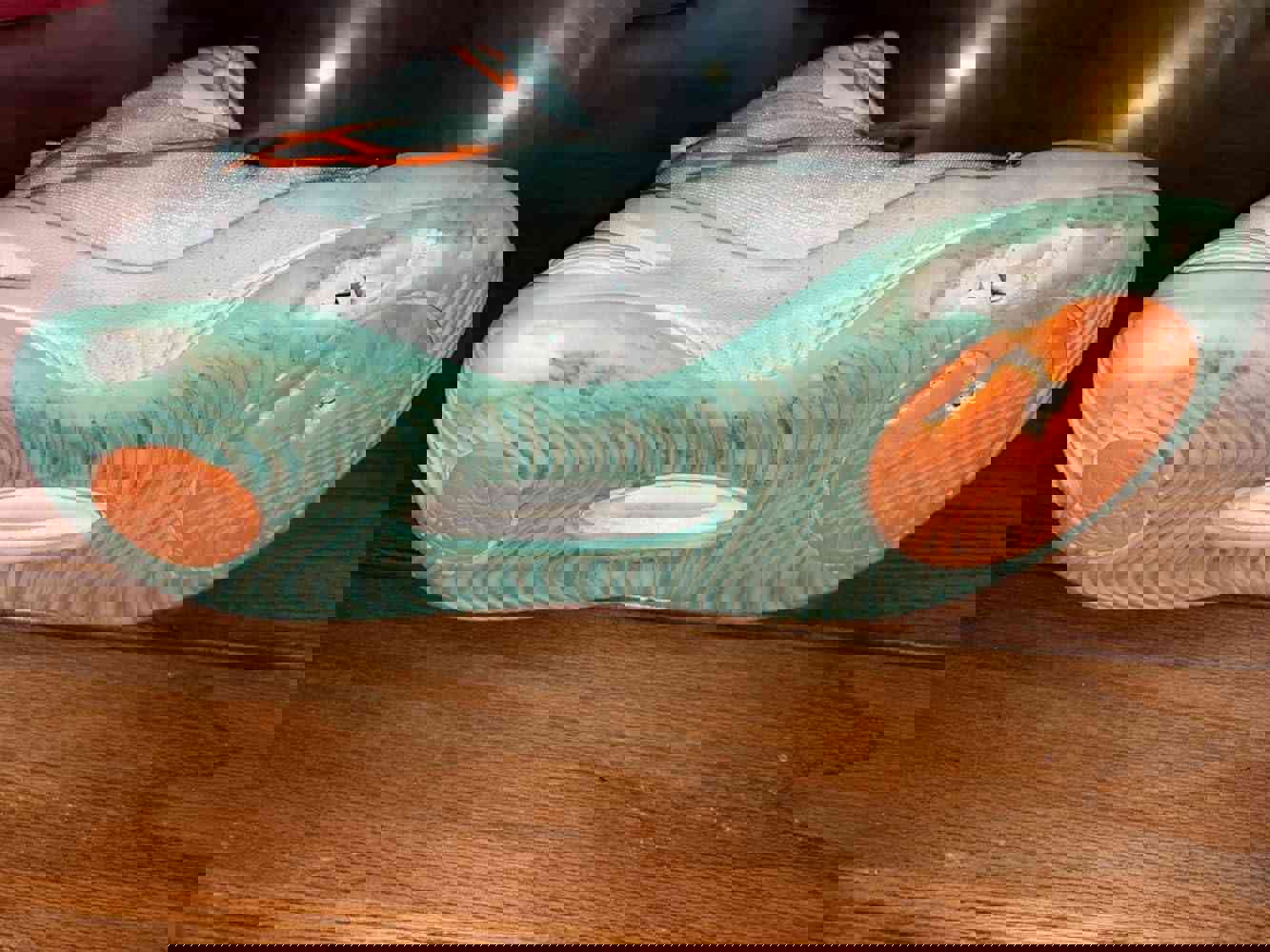 901310
