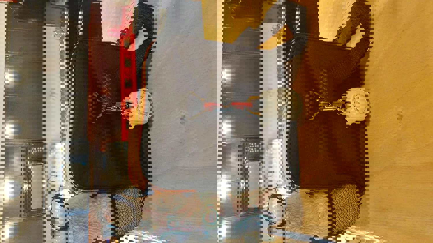 905939