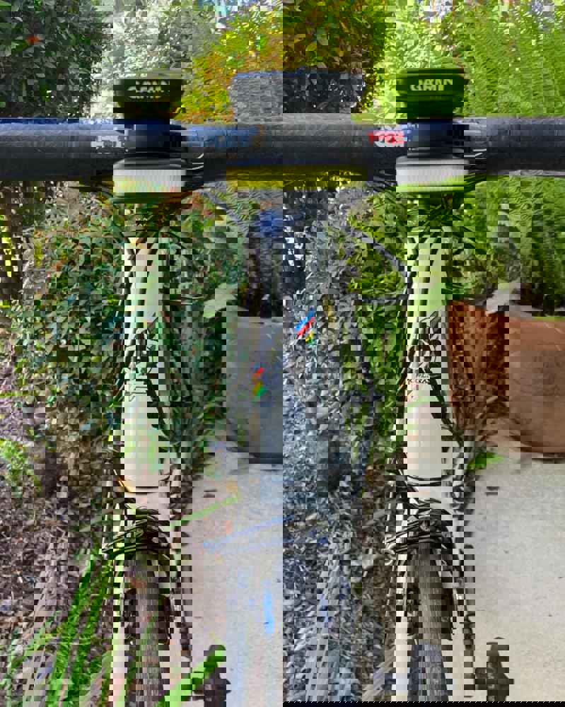 901817