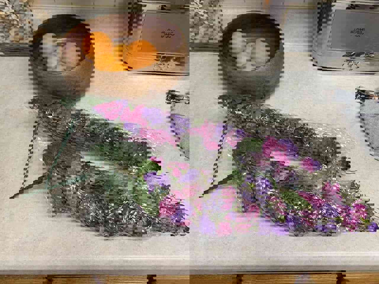 909649