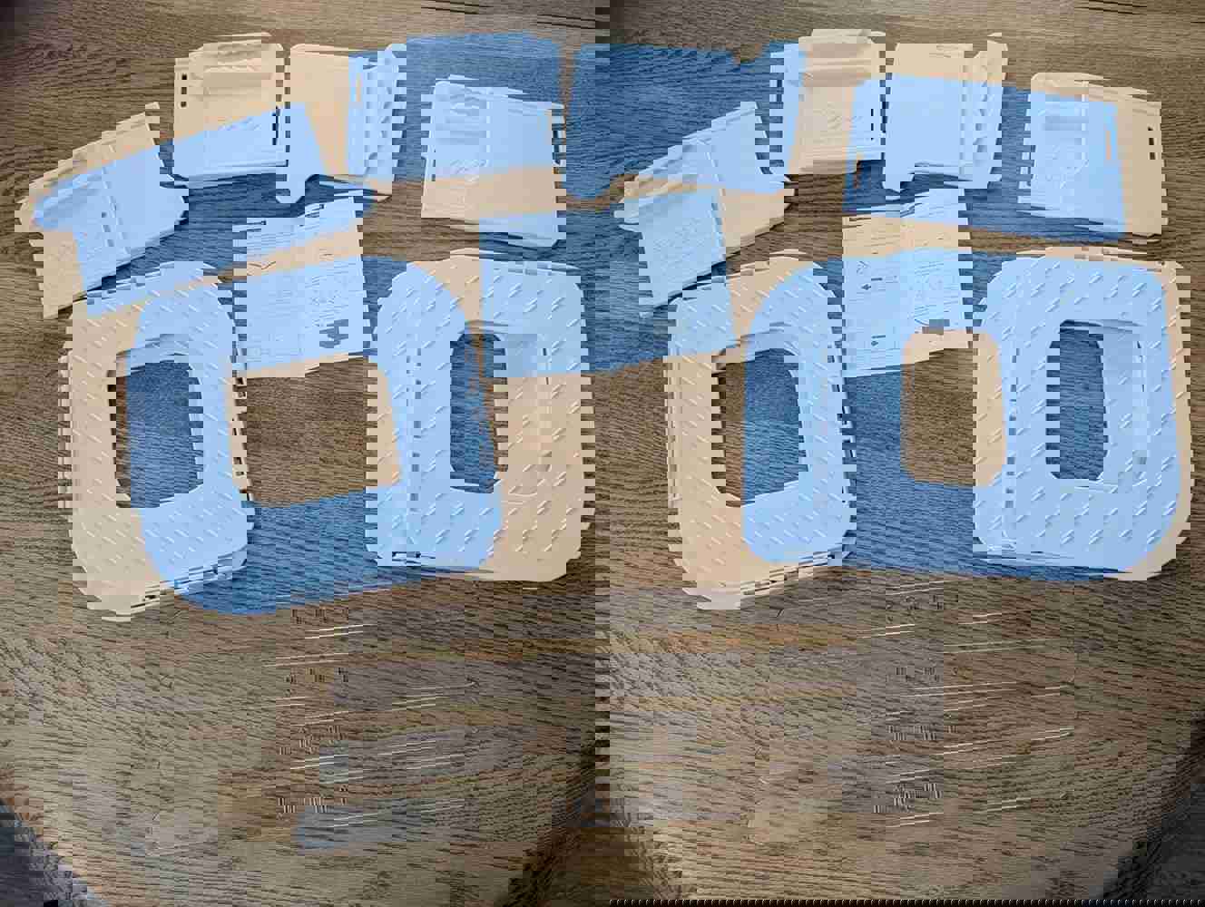 901117
