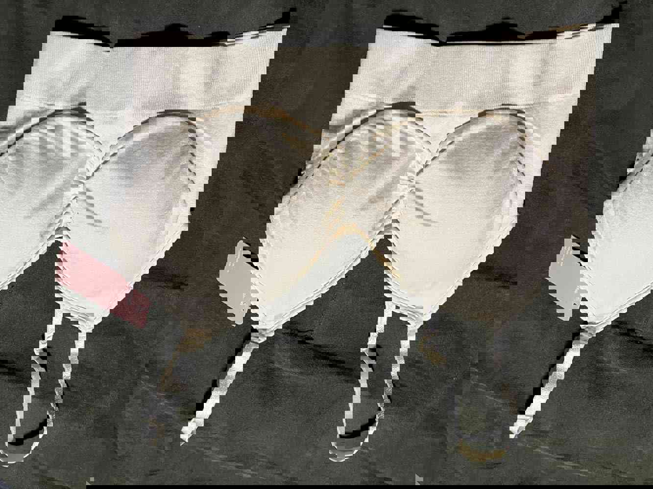 906021