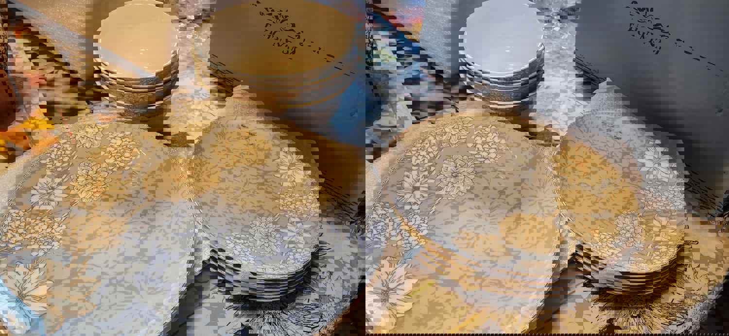 906841