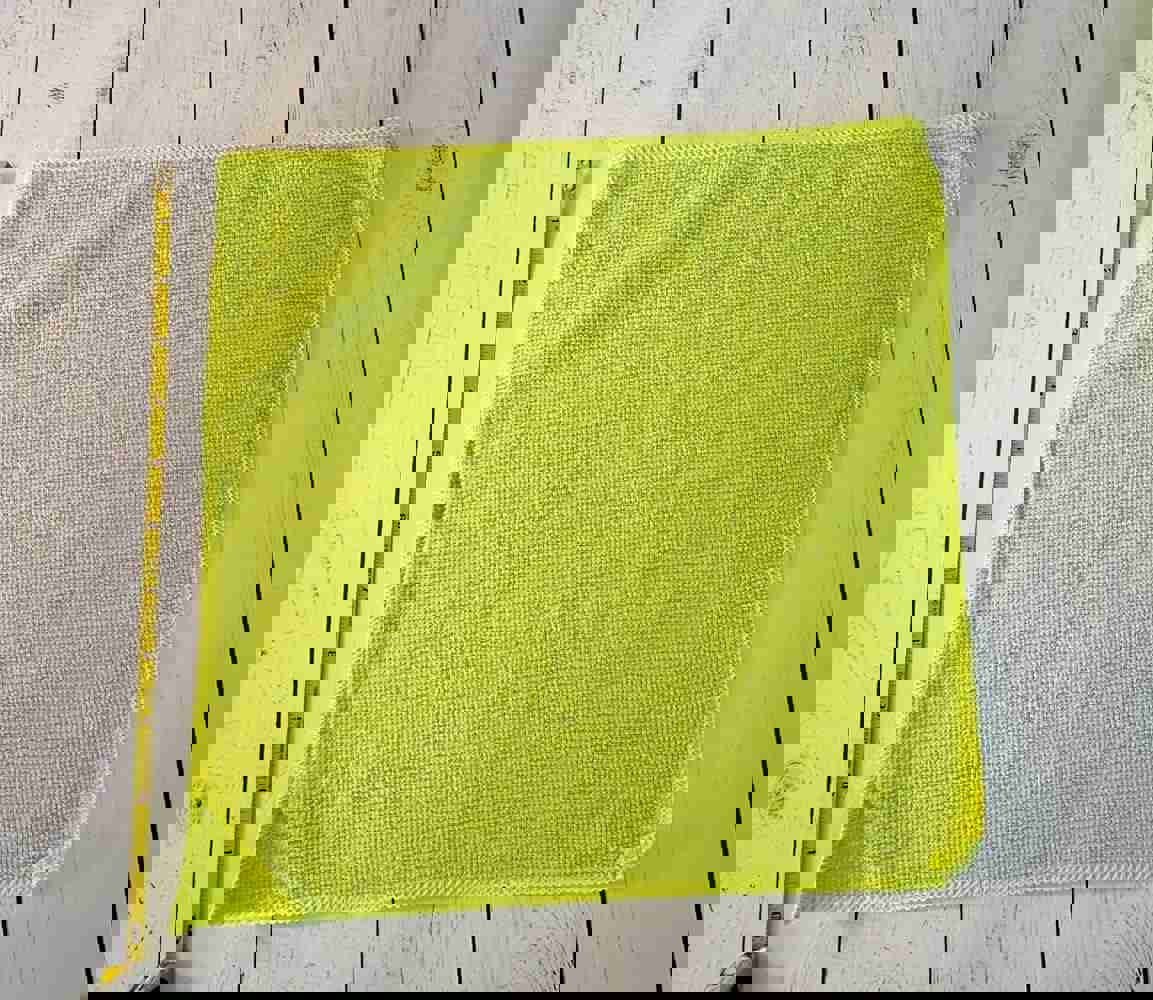 901983
