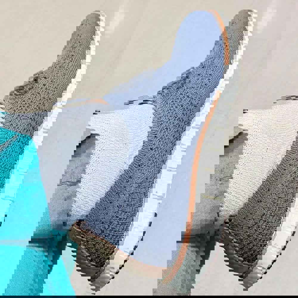 916233