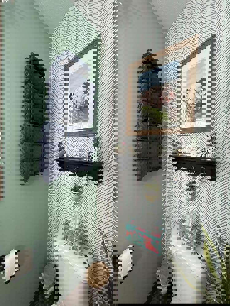 913195