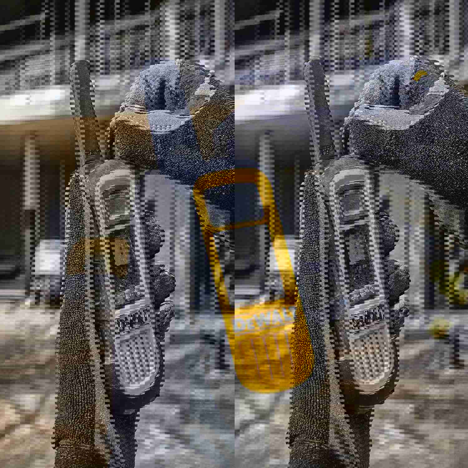 915397