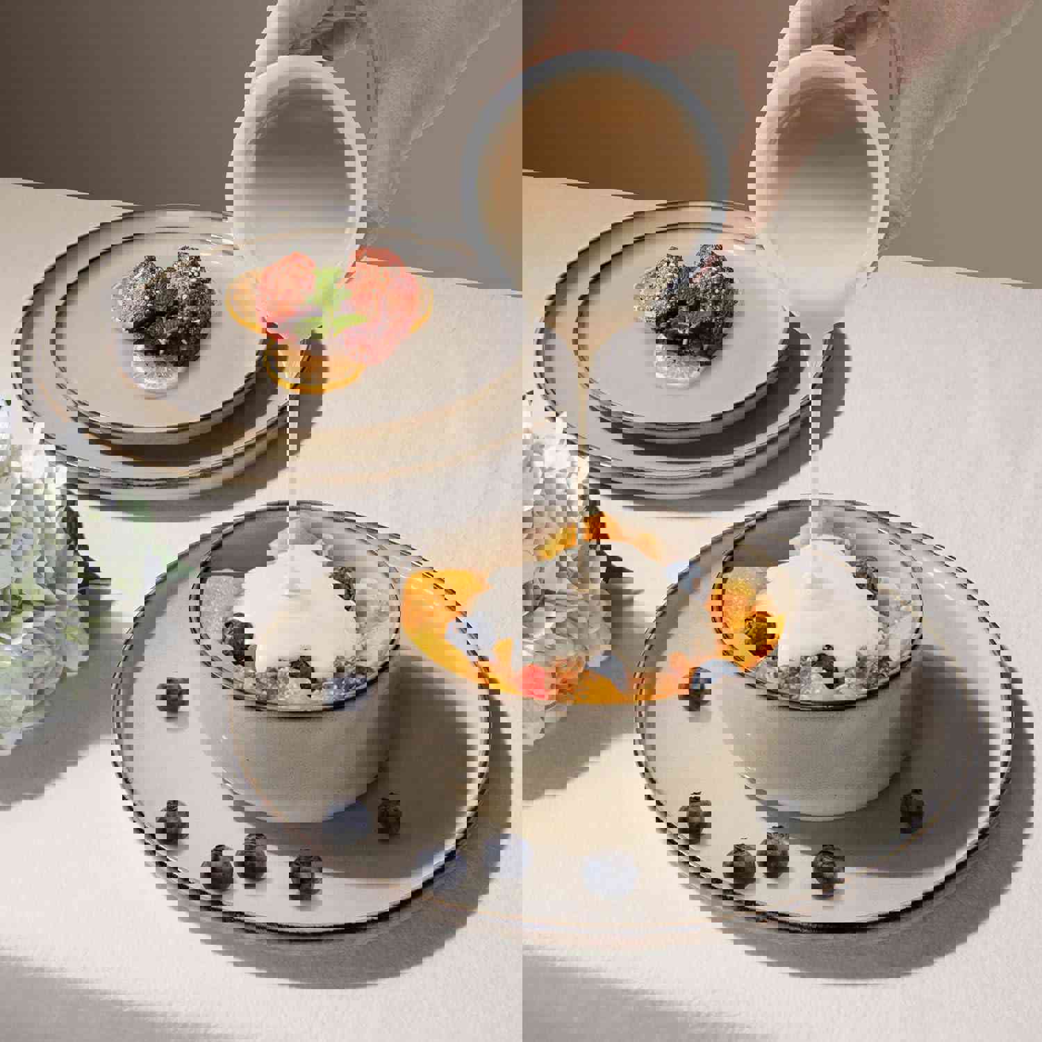 905996
