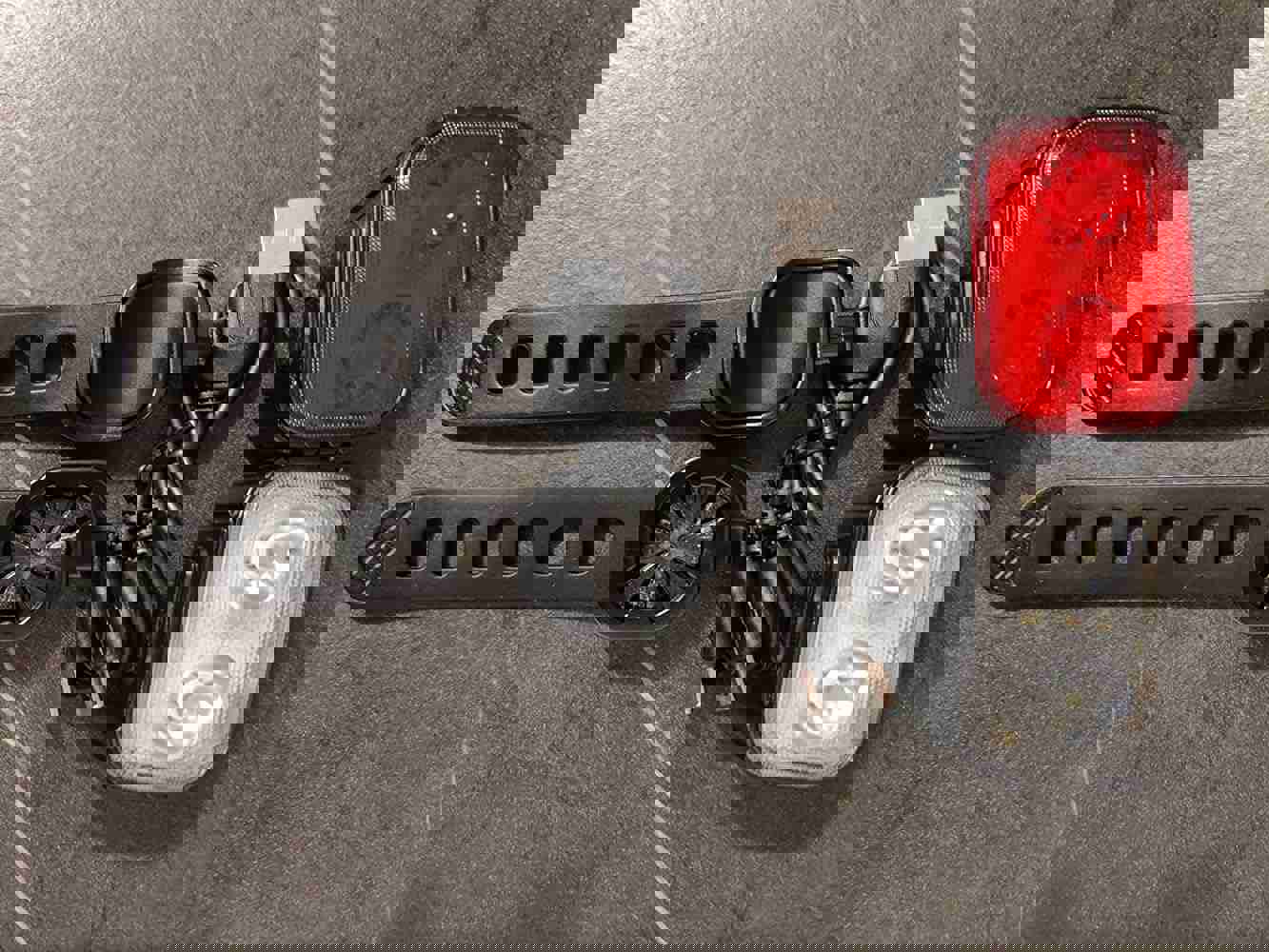 903903