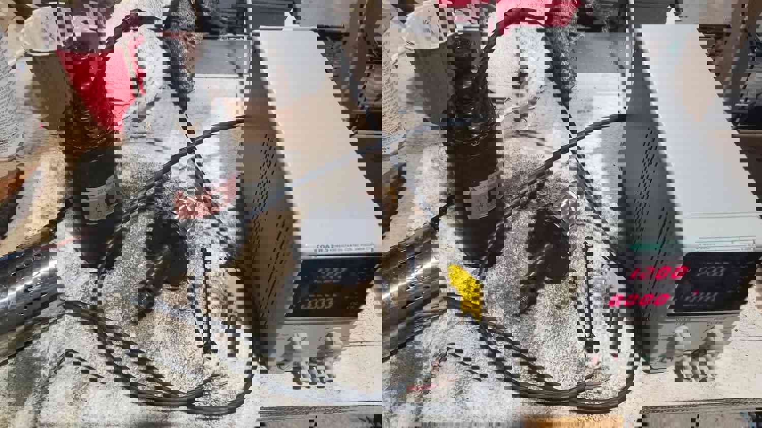 916305