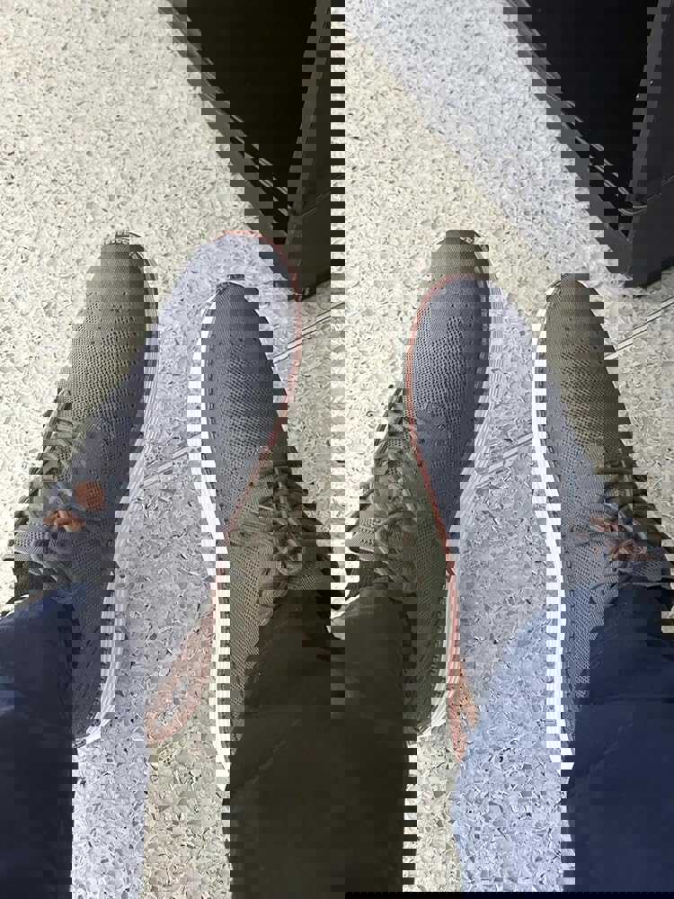 931718