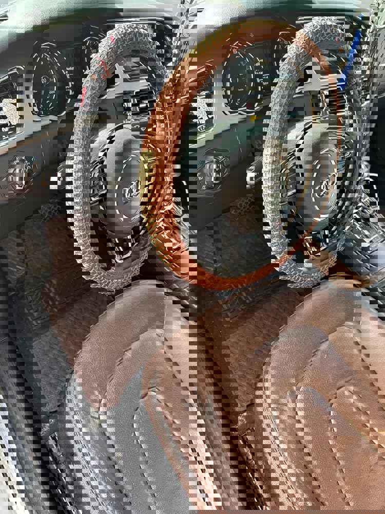 918501
