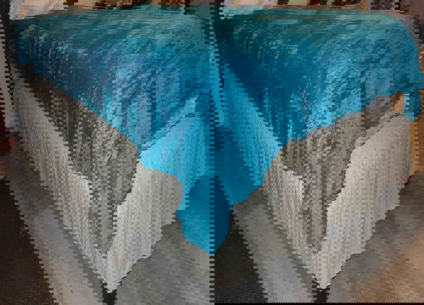 925897