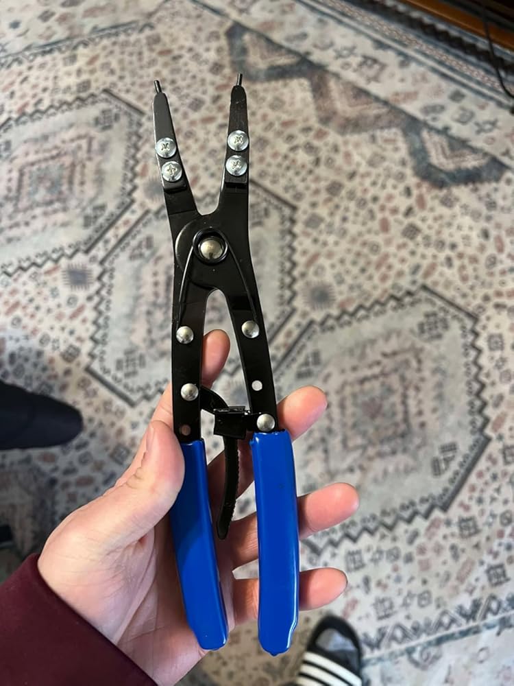 928029