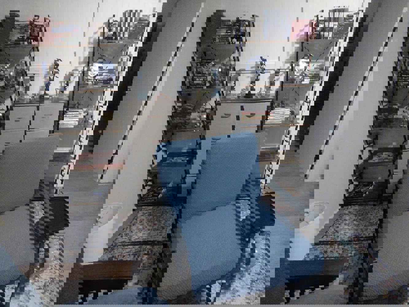 930041