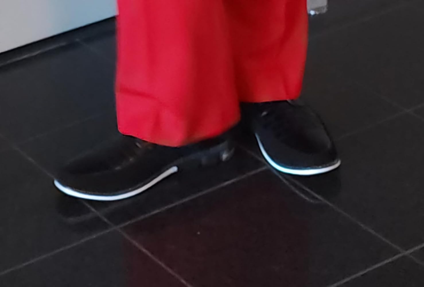 930387