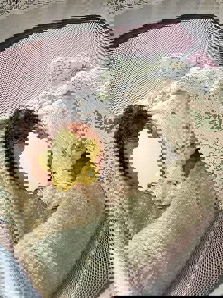 926370