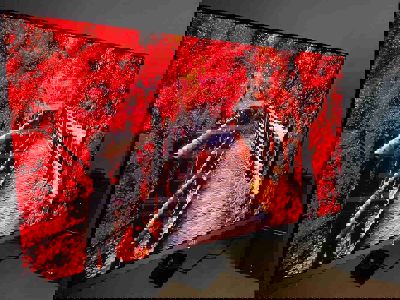 932625