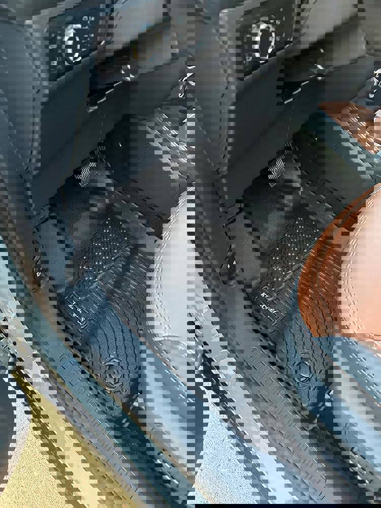 927970