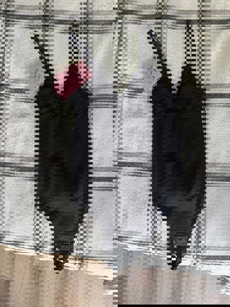 921866