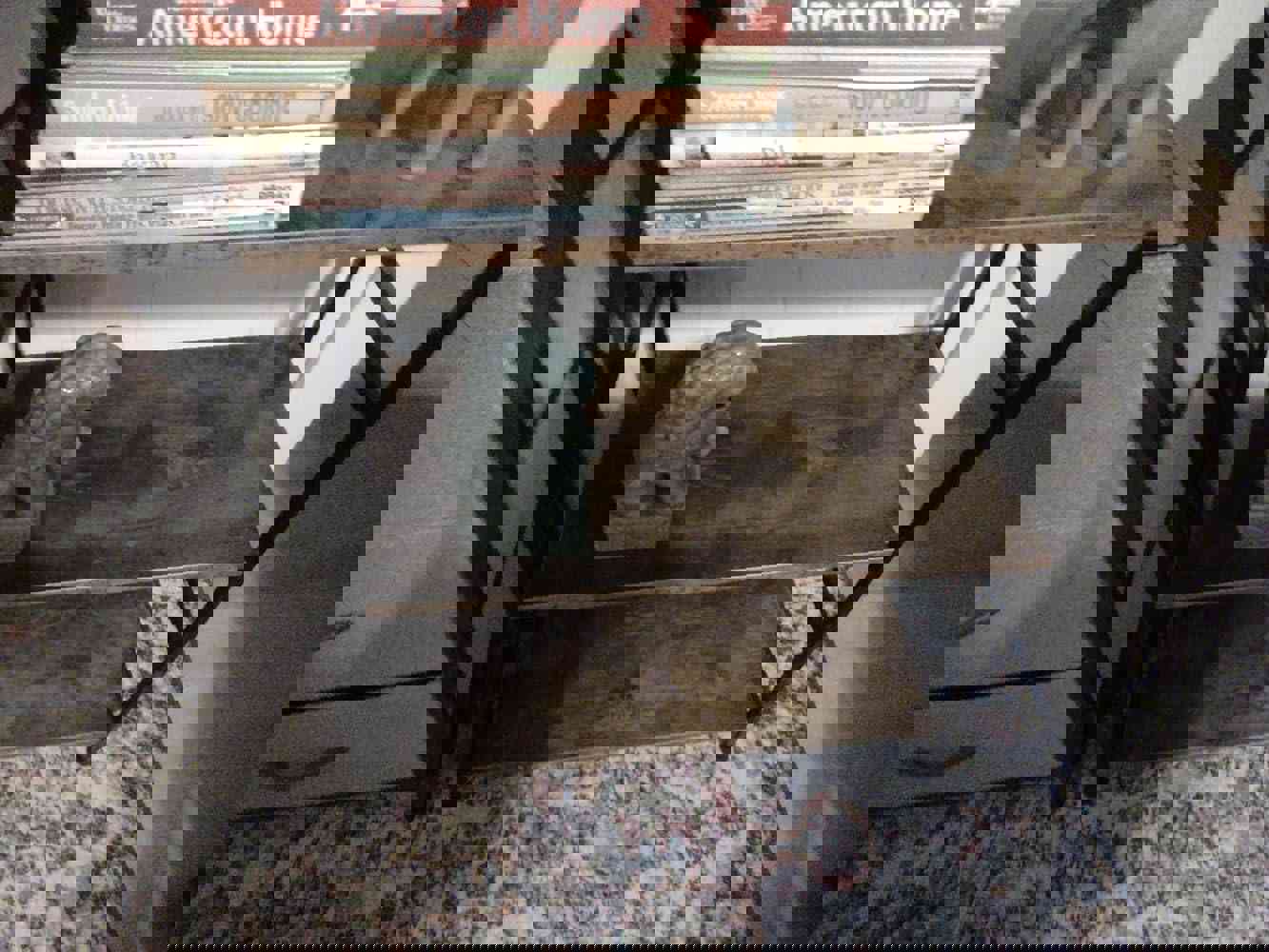 930040