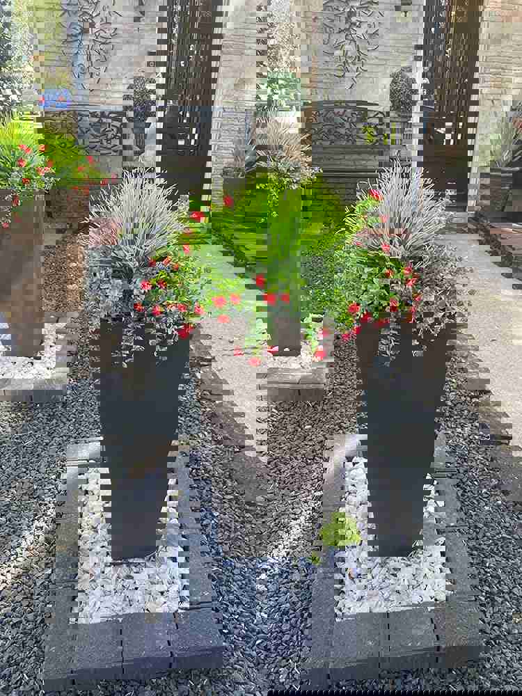 918189